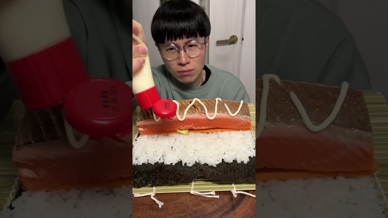 Eho-maki sushi roll 🍣 #shorts  #food