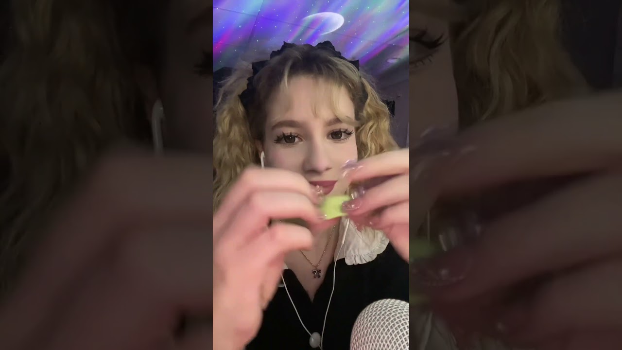 Gum Chewing #asmr #asmrvideo #asmrsounds #gumsounds #gumchewing #foryoupage #shortsviral