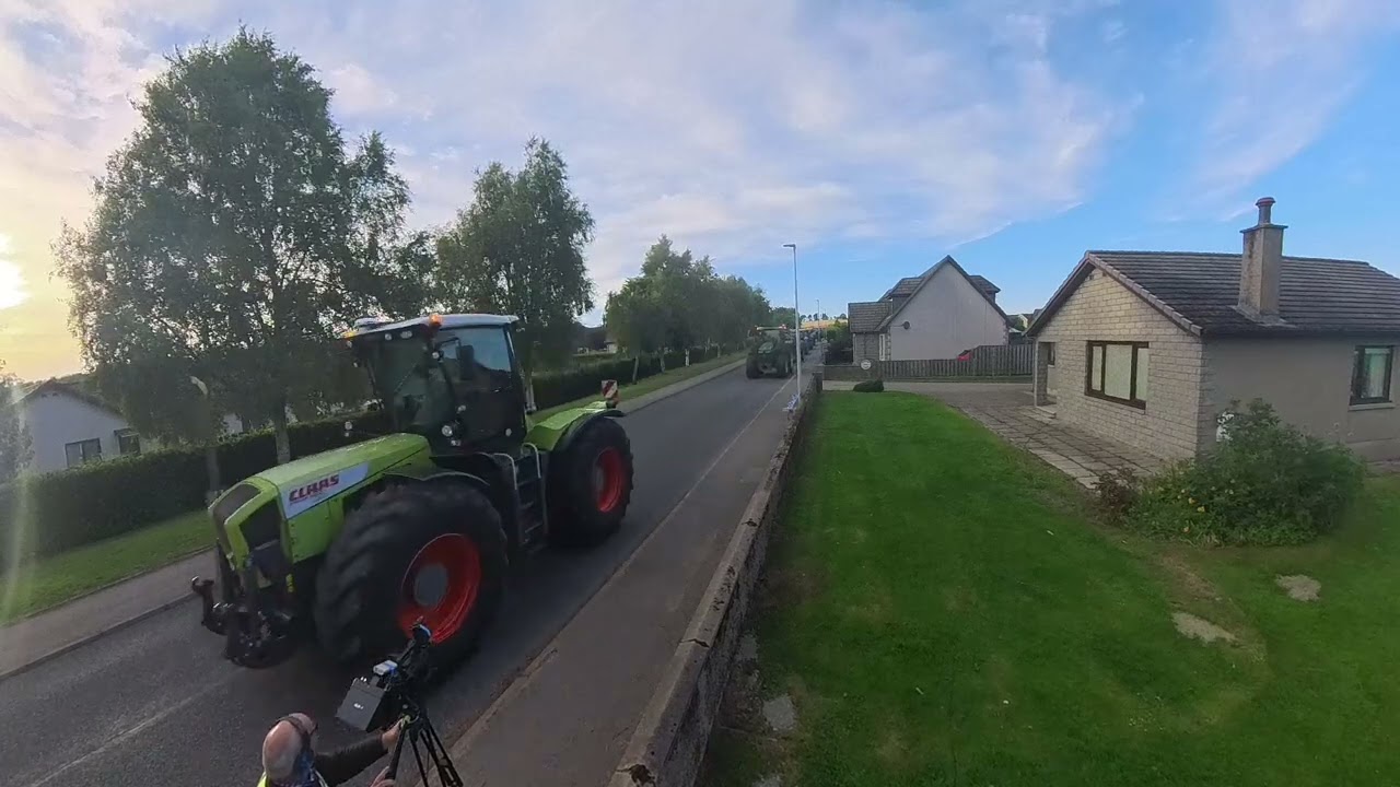 SANDY DUFFUS TRACTOR RUN ROTHIE