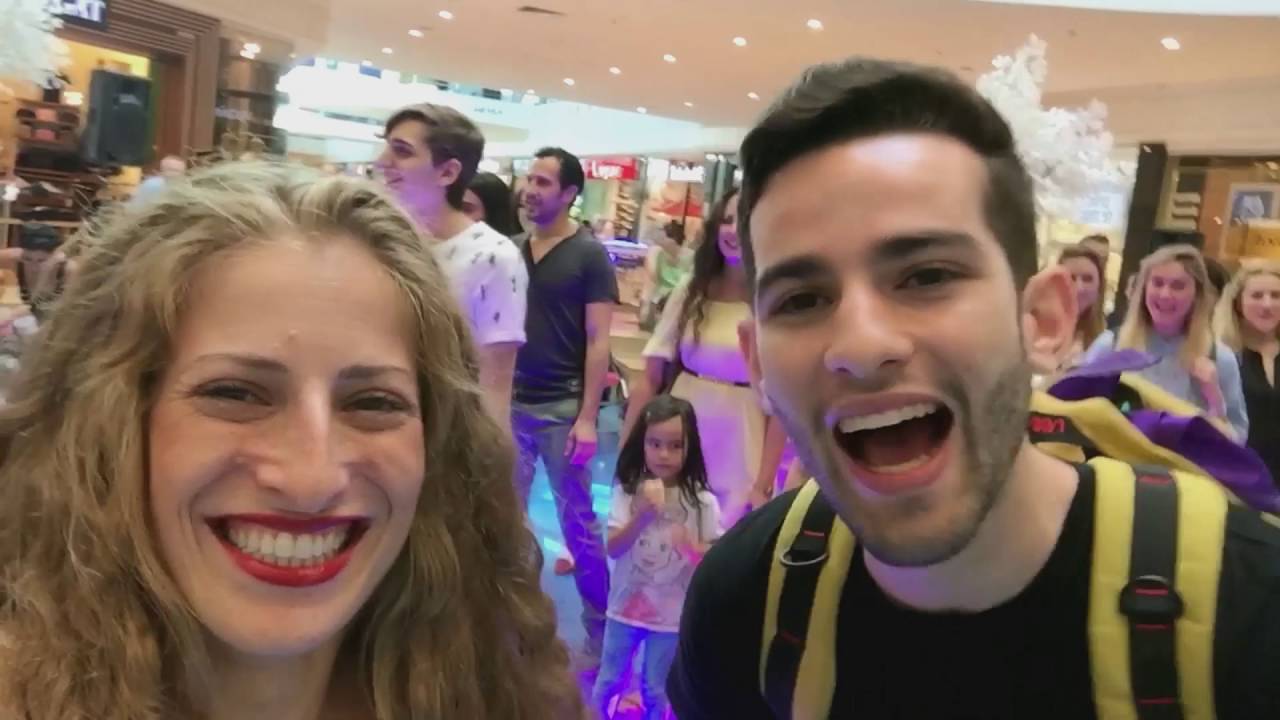 יוסף וכתונת הפסים המשגעת - בית צבי - פלאשמוב בקניון