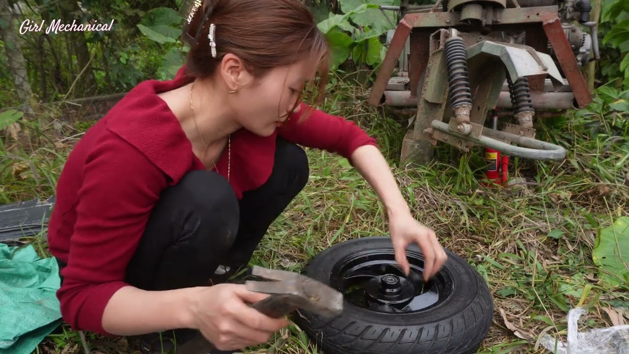 Genius girl challenge: Start the abandoned 3-wheeled vehicle and bring a gift from heaven💰💰💰