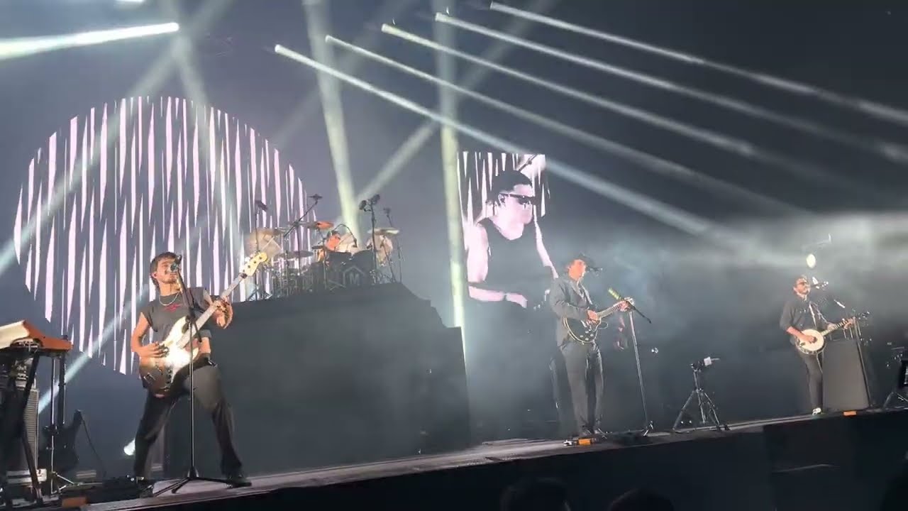 Besos en guerra, 506 & Al Aire Morat - Palacio de los deportes 6 Mayo 2023