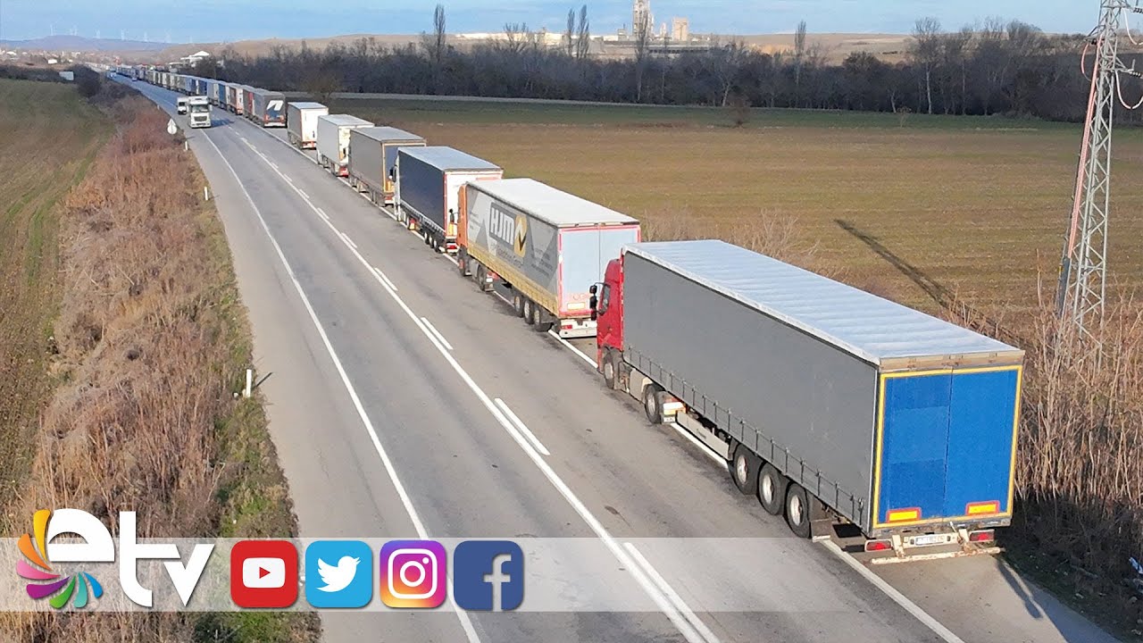 HAMZABEYLİ'DE 35 KİLOMETRELİK TIR KUYRUĞU