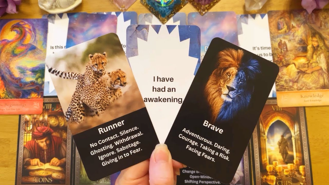 YOUR TWIN FLAME RUNNER HAD A WAKE UP CALL ⏰ COLLECTIVE LOVE TAROT READING 🔥  #love #tarot