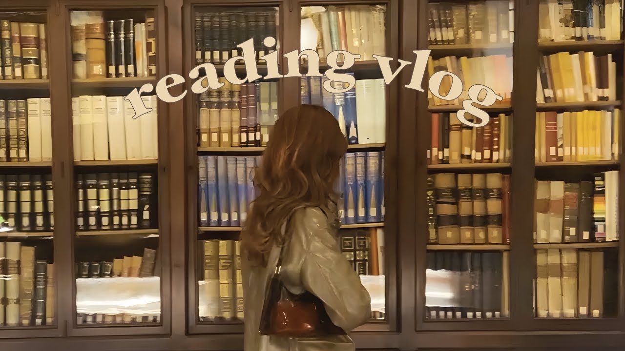 reading vlog | new favourite book, hunger games, and how i annotate my books 📜🌿