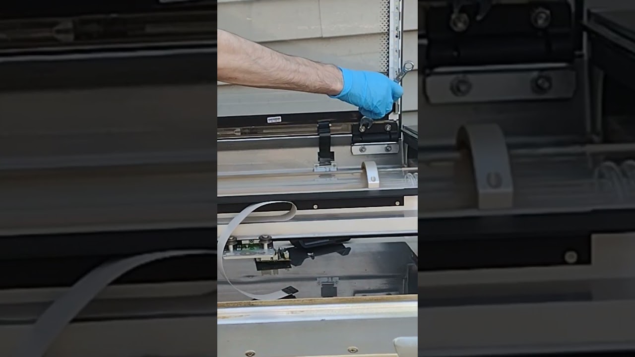 How to Remove Glass Lid on Glowforge Pro, Plus, and Basic