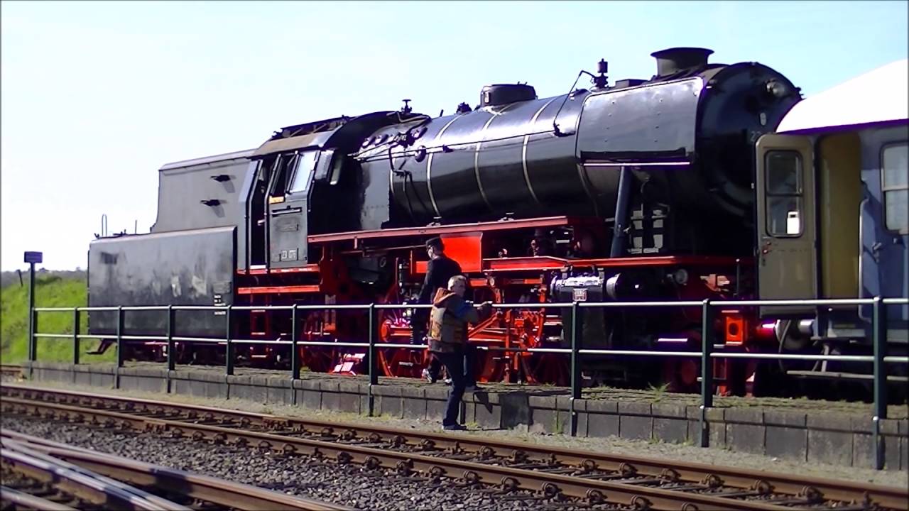 Veluwsche Stoomtrein Maatschappij / Hemelvaartsdag op 05-05-2016.