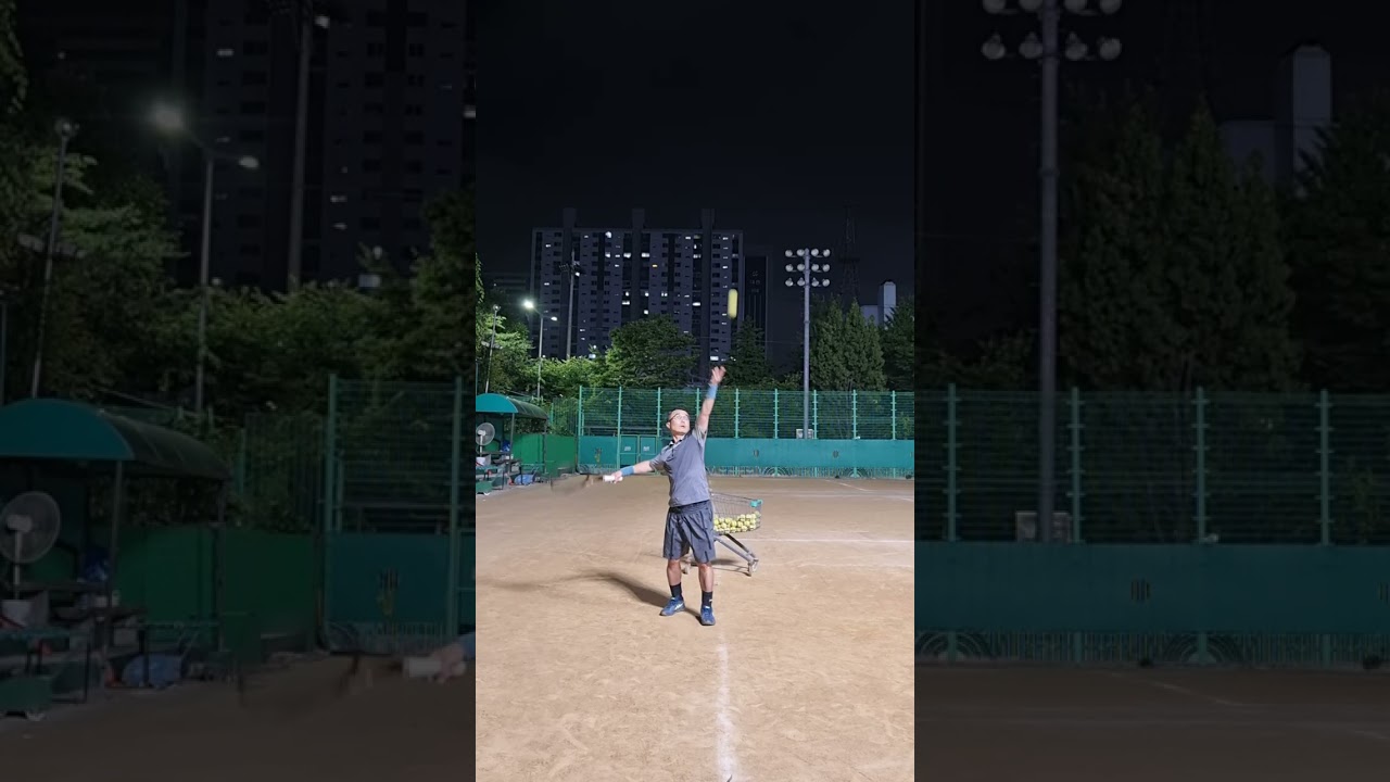 서브[자세] 20250703 서브 토스2-체중 뒤로 갔다가 앞으로 오면서 골반 내밀고 왼발 중심 토스