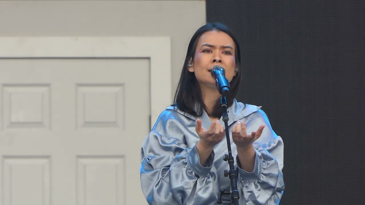 Mitski - Love Me More @ Osheaga 22' (Day 2) in Montreal
