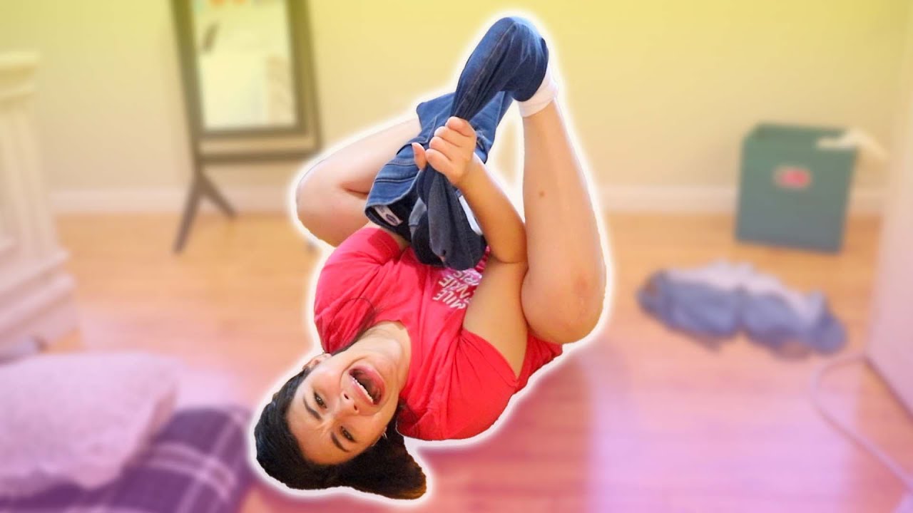 Women's CLOTHING STRUGGLES | Smile Squad Comedy