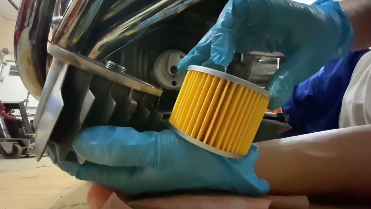 EP2: Honda CB750 Oil Change