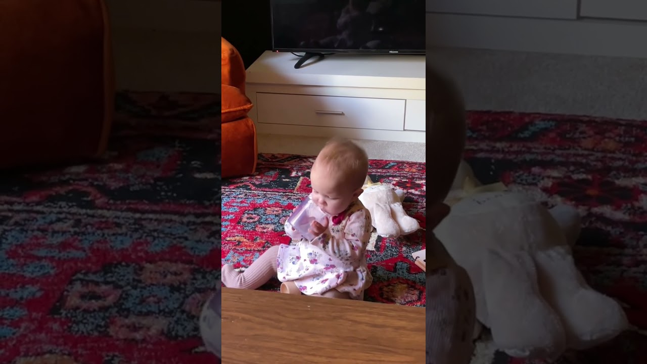 How to get your baby to play independently