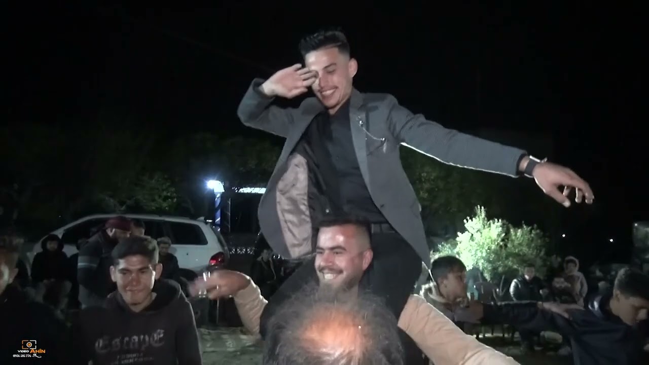 افراح عشيرة البوسلطان  منبج( قرية الهدهود) (الفنان حسن مستو )(محمد الانباري )حفل زفاف العريس سامر 2