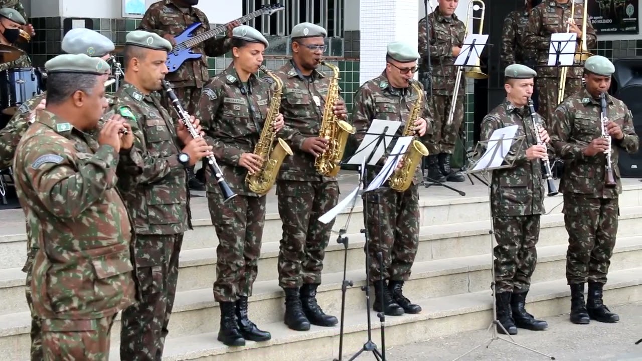 Retalhos de Cetim | Banda do 10º BIL Mth