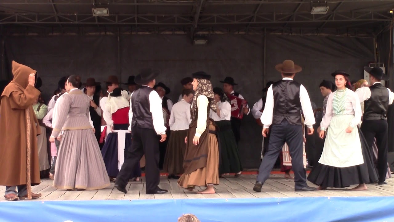 GRUPO FOLCLÓRICO