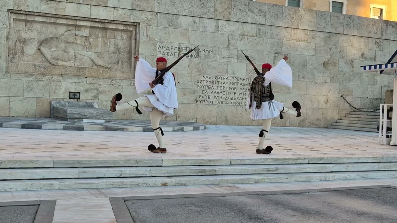 Athens is a city that never gets boring. No matter how much you look, you won't believe it until 🇬🇷📍