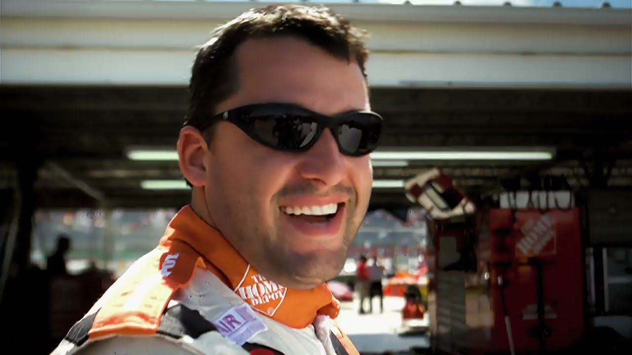 Гонщики NASCAR &mdash; сборник Скотта Маккалоу, режиссёра/оператора