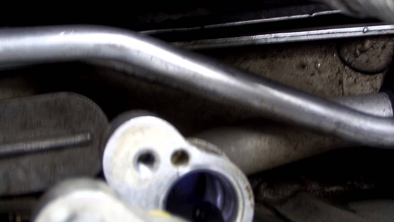 C280 water pump pipe 1
