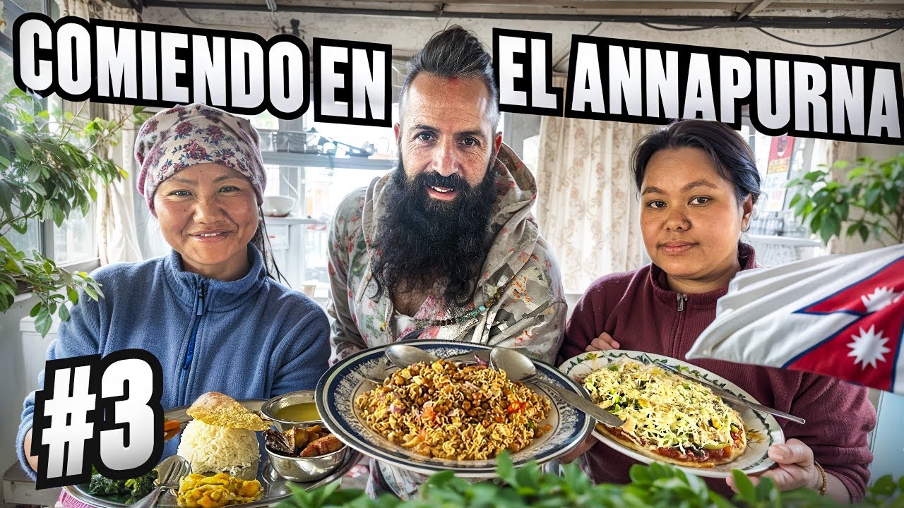 COMIENDO EN LA BASE DEL ANNAPURNA EN EL HIMALAYA