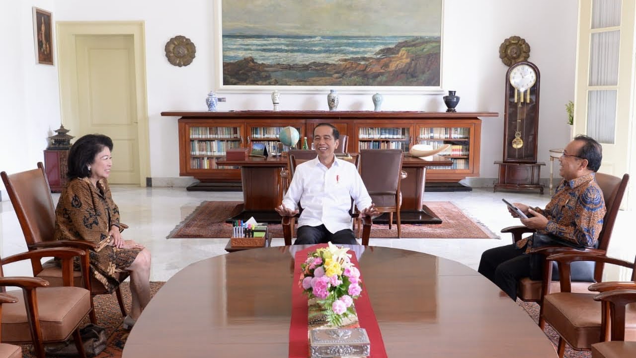 Presiden Jokowi Menerima Ibu Mari Elka Pangestu, Istana Bogor, 11 Februari 2020