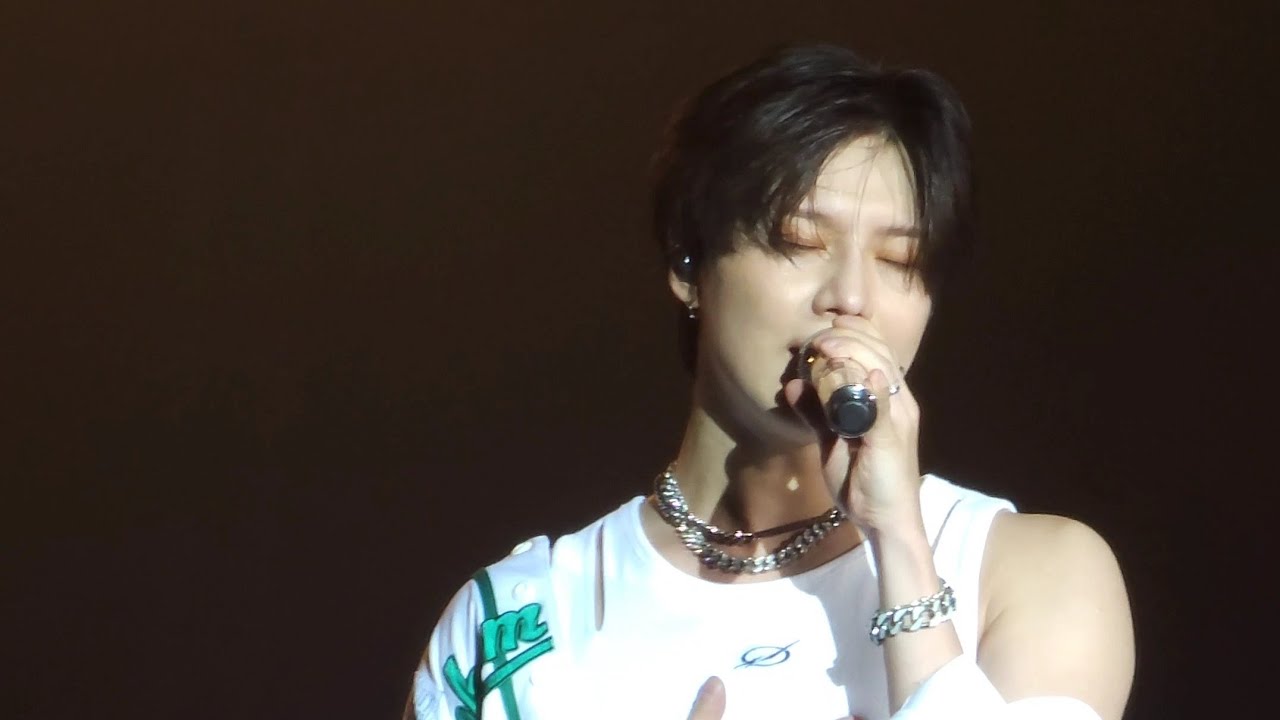 241109 TAEMIN Ephemeral Gaze in Singapore - Pansy