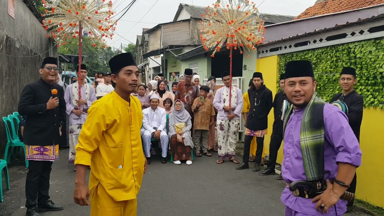 PALANG PINTU SANGGAR KEMBANG KELAPA