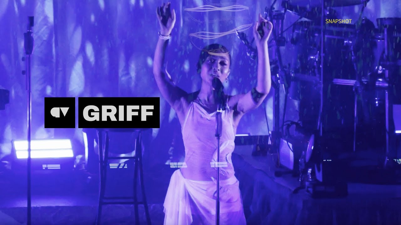 Griff owns the stage on tour | Snapshot | Groovevolt