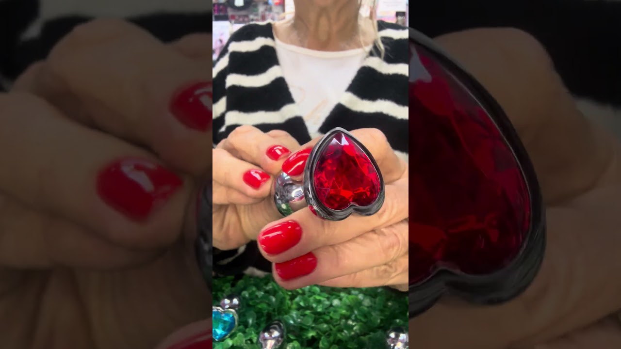 Na Prazer Sex Shop você encontra plug de metal de vários tamanhos e modelos.