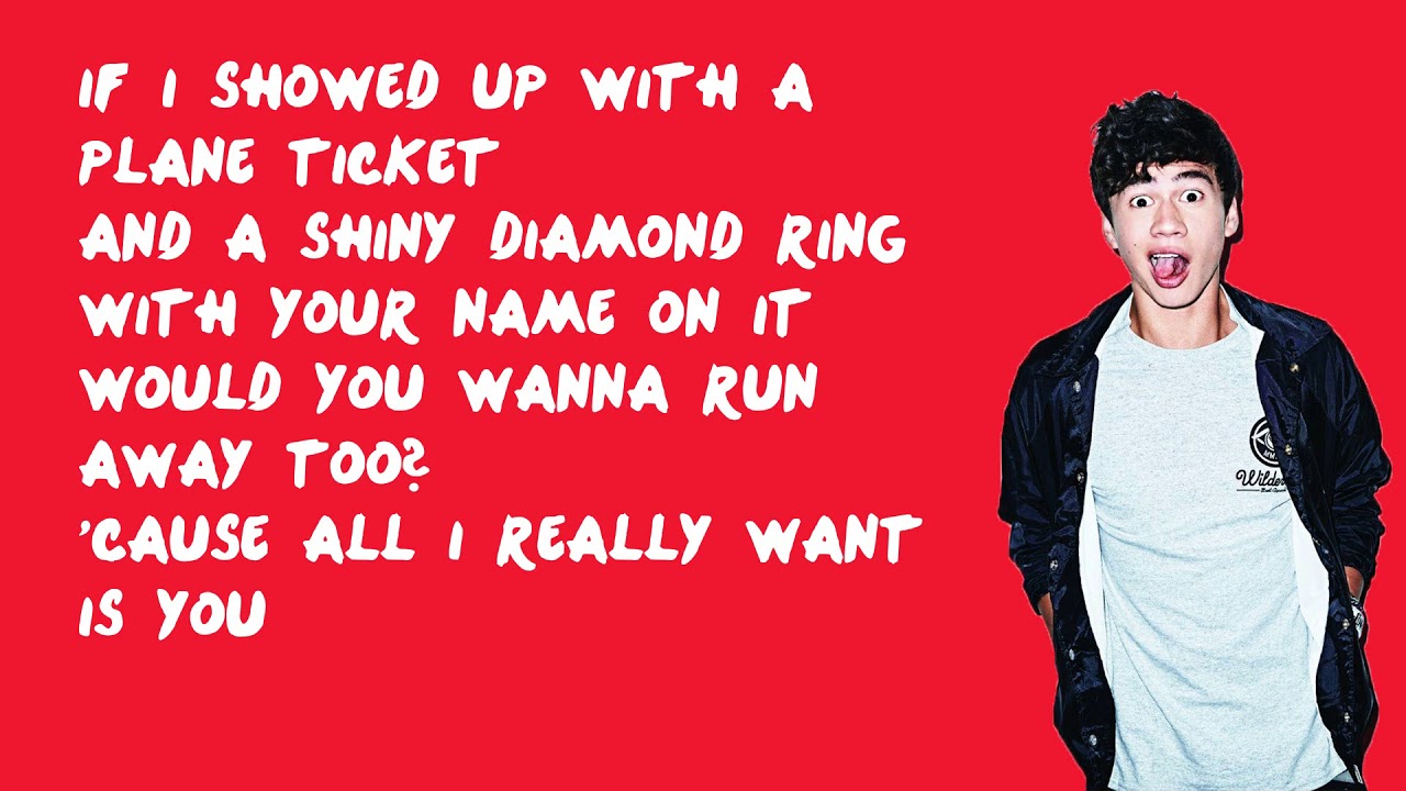 She Looks So Perfect - 5 Seconds of Summer (Lyrics)