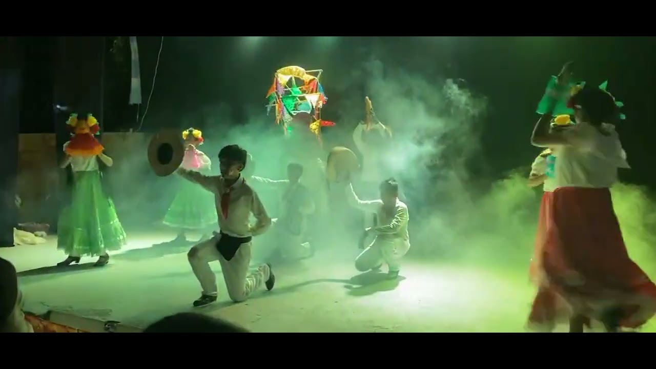 AJUCHITLAN BALLET FOLKLÓRICO AXIXTLI