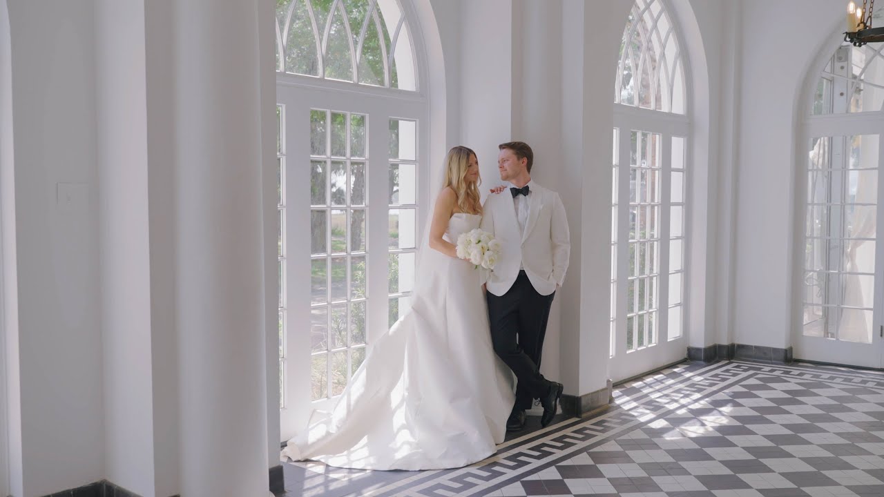 Elegant Lowndes Grove Wedding on the Ashley River | Gabi & Justin’s Charleston Celebration
