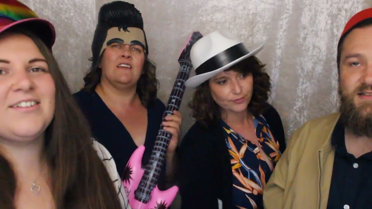 10.09.22 Bri & Rhys Marryoke @Halfway Inn - Tina Turner - Simply The Best.