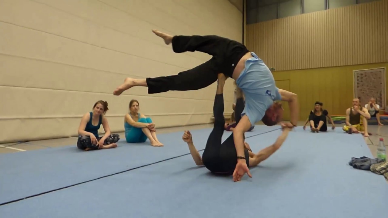 Contact Improvisation Acroyoga Akrobatik Festival Würzburg