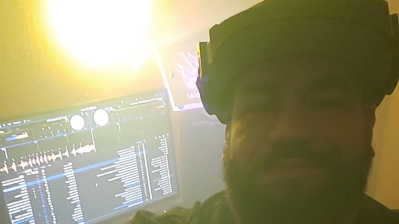 DJSkillz is live with classics!
