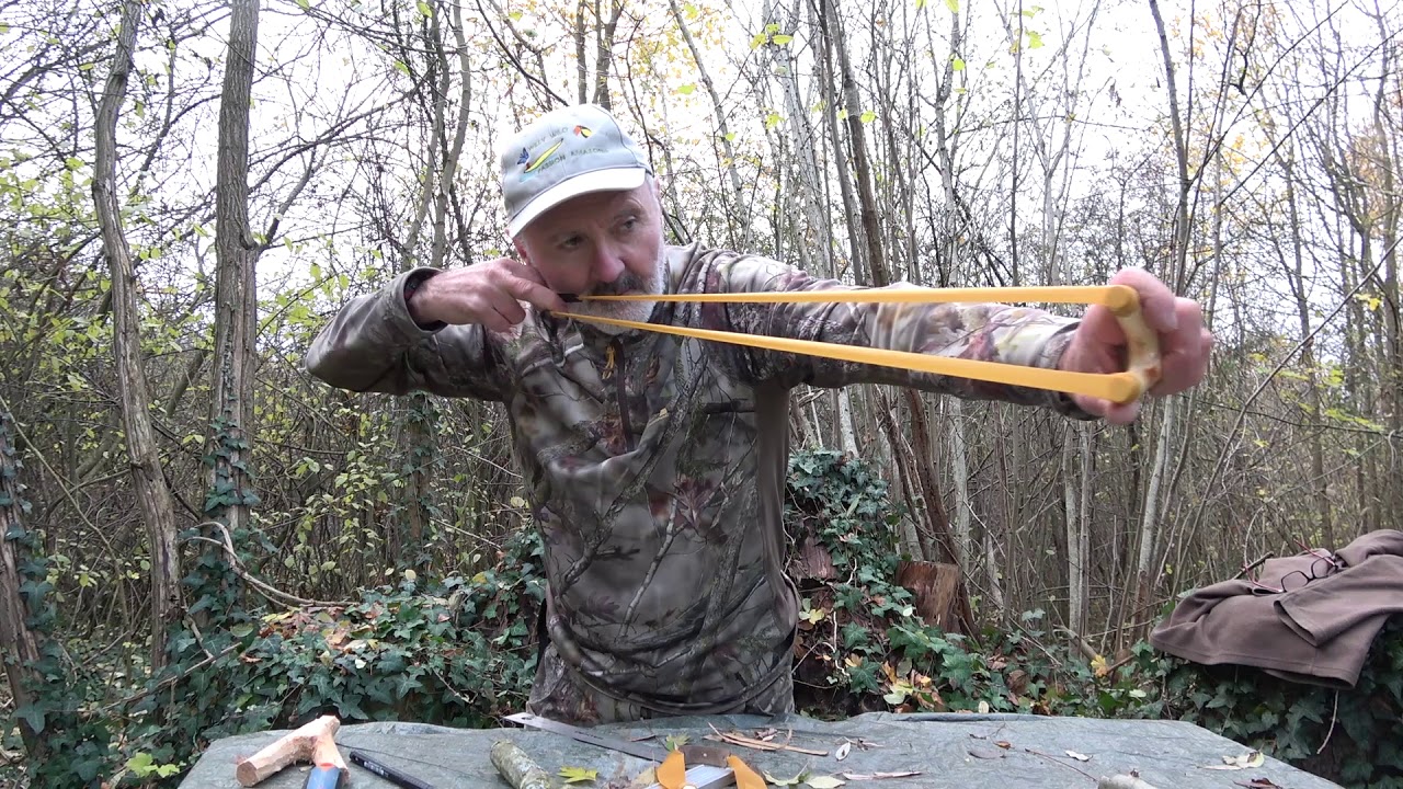Fabriquer un lance pierre avec une fourche de bois