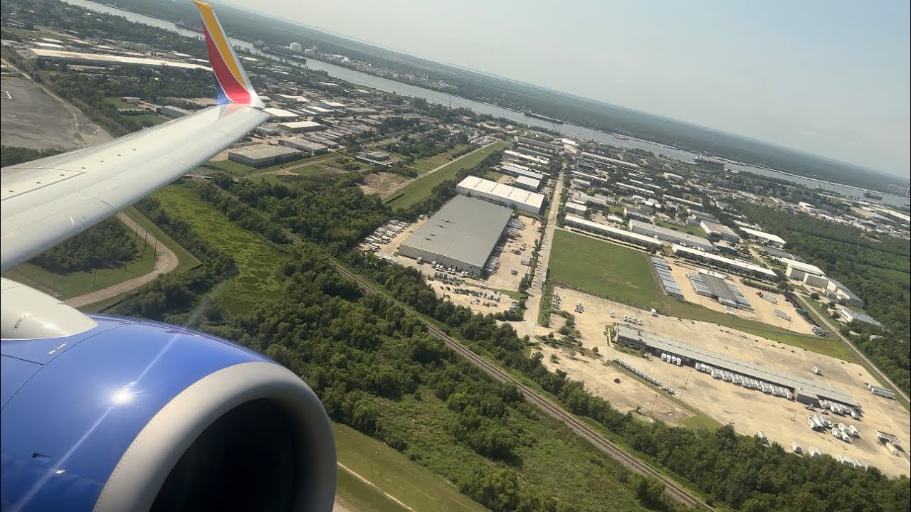Southwest Boeing 737-700 Takeoff Louis Armstrong New Orleans Intl. (KMSY)