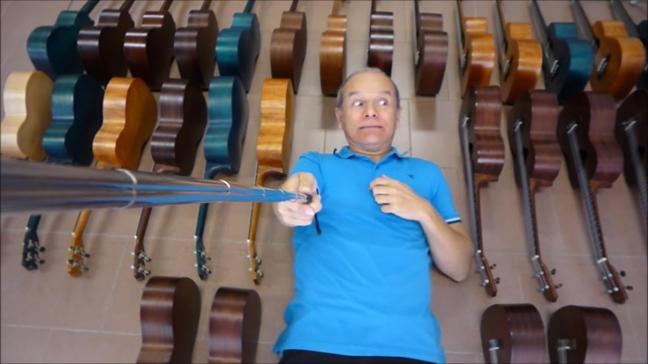 Invasione di UKULELE a scuola (aiutami a scegliere la MAGLIETTA)