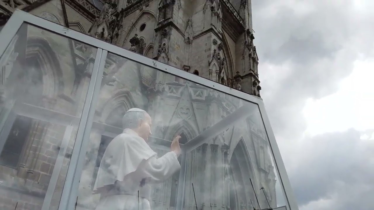 🇪🇨Iglesia Basílica del voto Nacional - Quito Pichincha Ecuador 👈🇪🇨