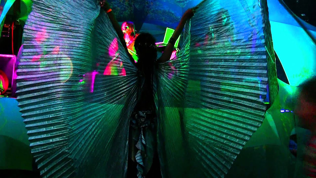 ЖИВАЯ ЗЕМЛЯ TRIMURTI (фест. Trimurti 2014) - HD