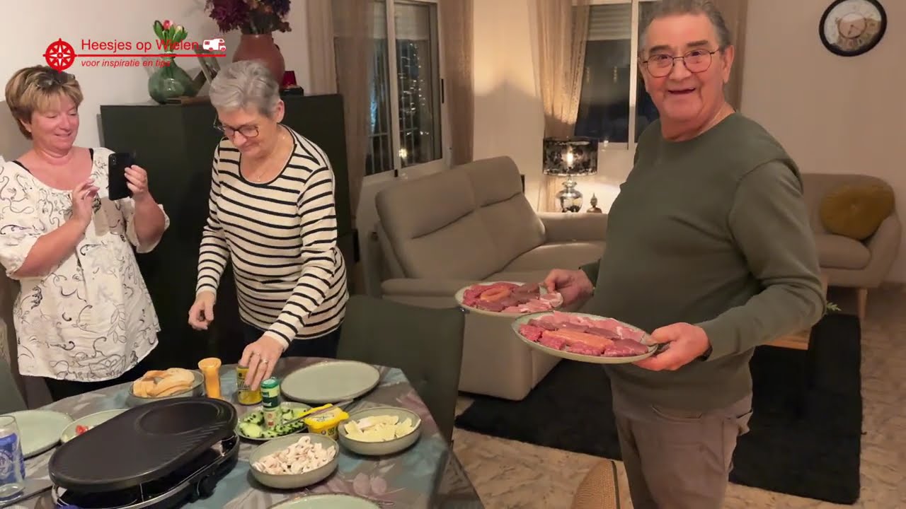 #298  Zwembad definitief dicht, vrienden aan het werk en gourmetten en Sinterklaas vieren!