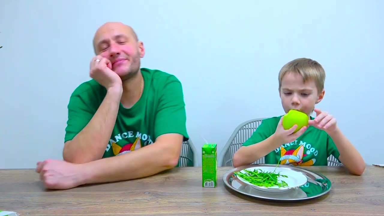 24 ЧАСА ЗЕЛЁНАЯ vs КРАСНАЯ ЕДА. Фёдор М