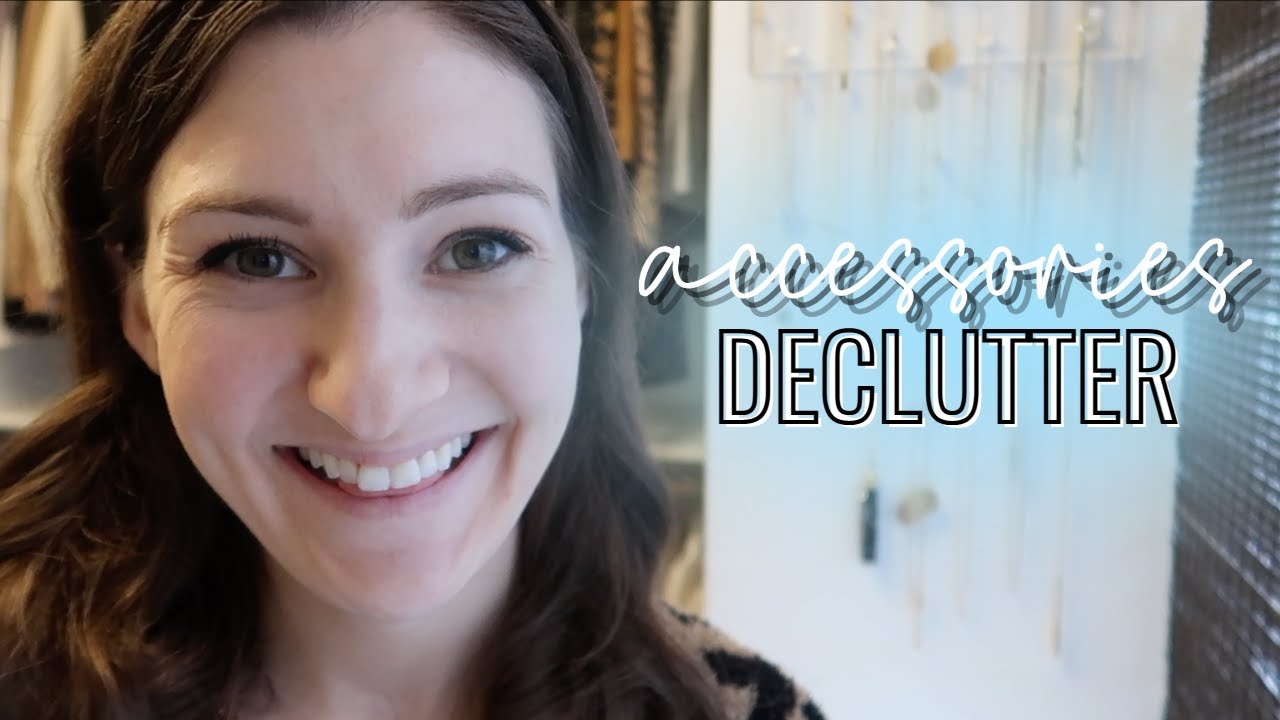 DECLUTTERING MY JEWELRY, PURSES, & ACCESSORIES // How I Clean My Jewelry