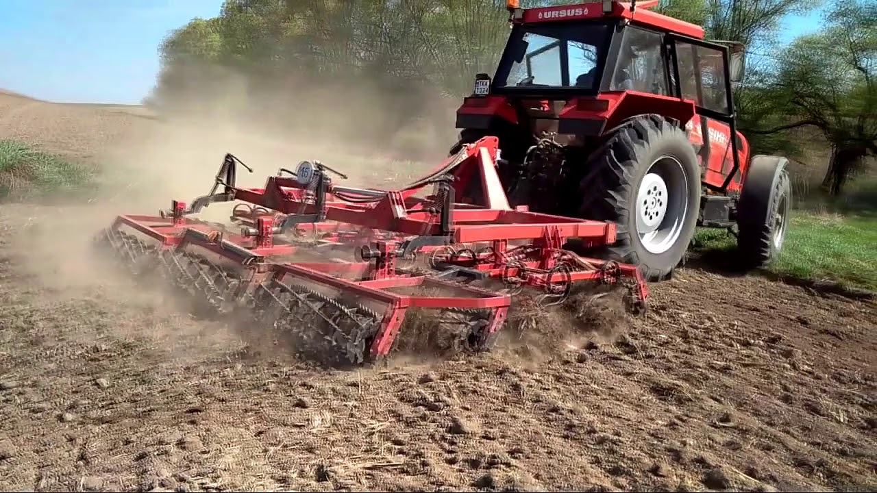 Rozsiew nawozu Uprawa i Siew kukurydzy 2018 2x Class 2x Ursus & NH