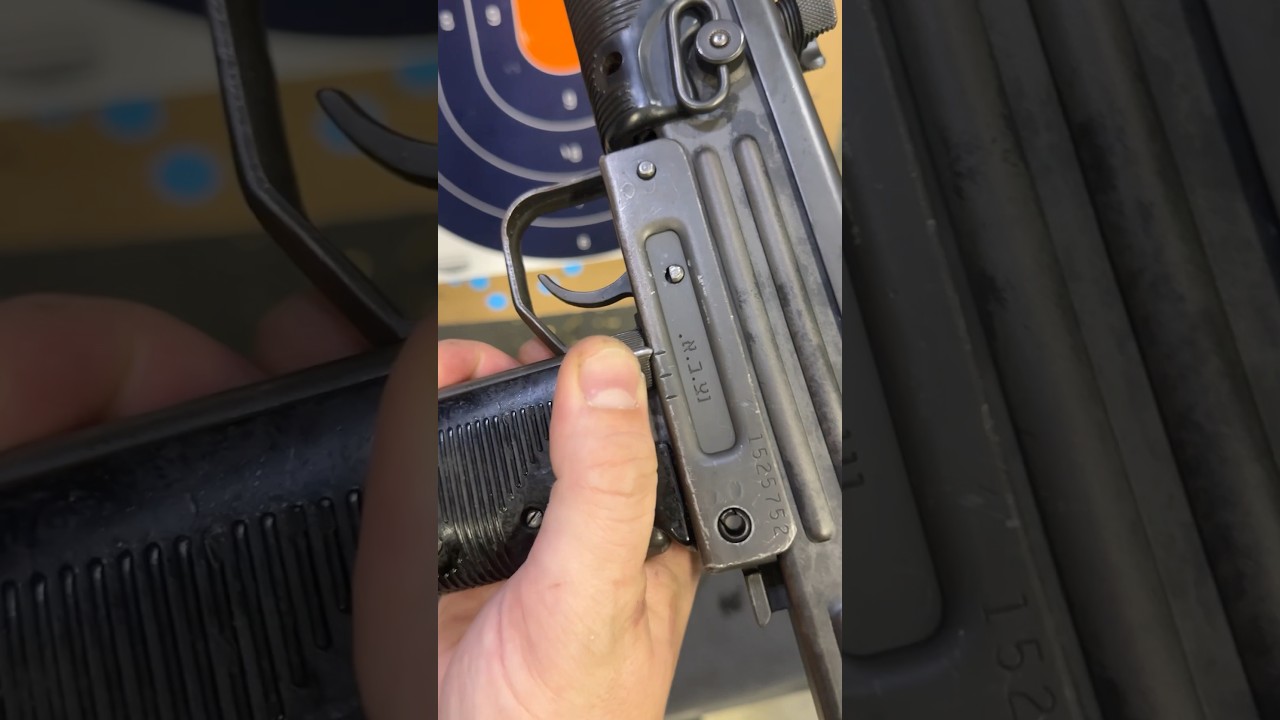 The Jewish SMG (UZI 9mm)