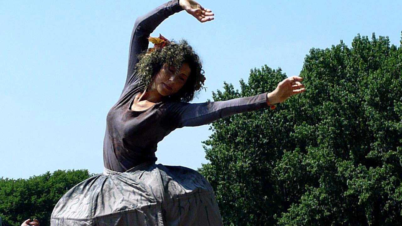 maria heidemann SOLO on stilts, Sloterplas festival Amsterdam 2010