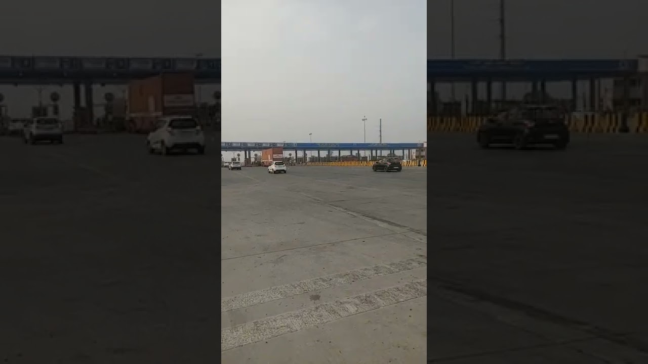 how many Gate in Toll Plaza Meerut Delhi Expressway at Meerut