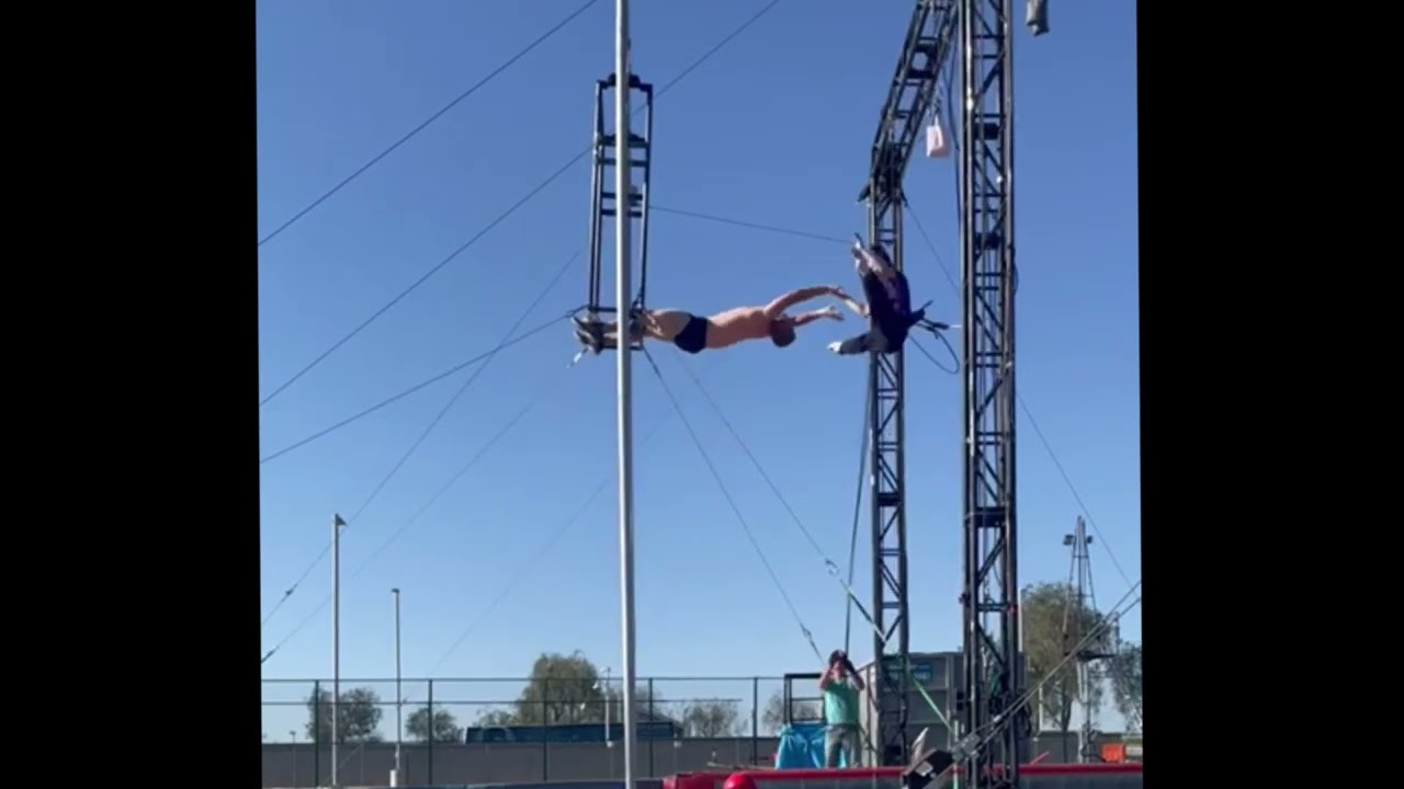 Reggie Morlen Aerial Cradle