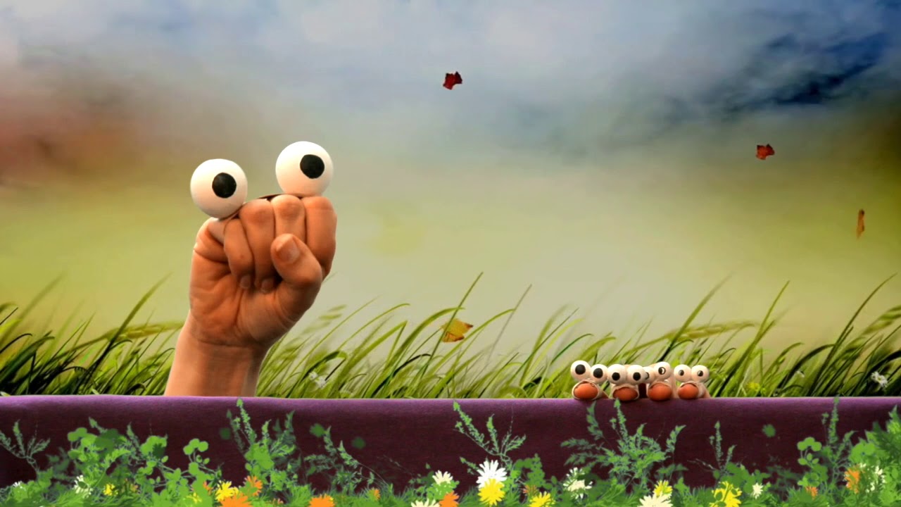 Cuatro gusanitos en el jardin -clip-
