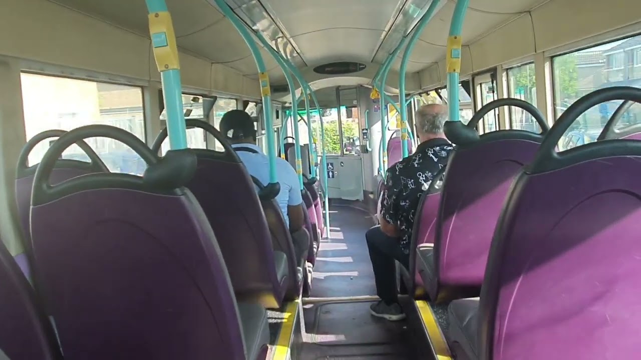 Route C1: First Essex: 69432 (AU58FFV) Volvo B7RLE/ Wright Eclipse Urban