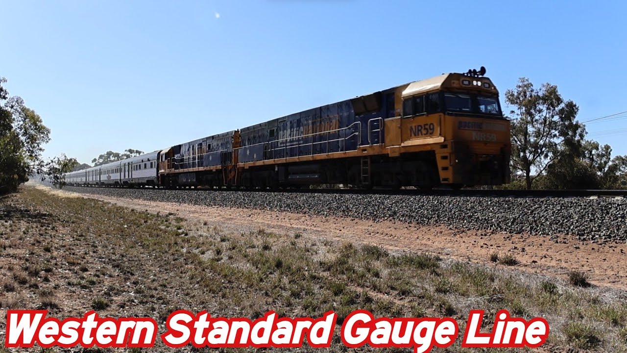 Victorian Railways: Trains on the Western Standard Gauge Line